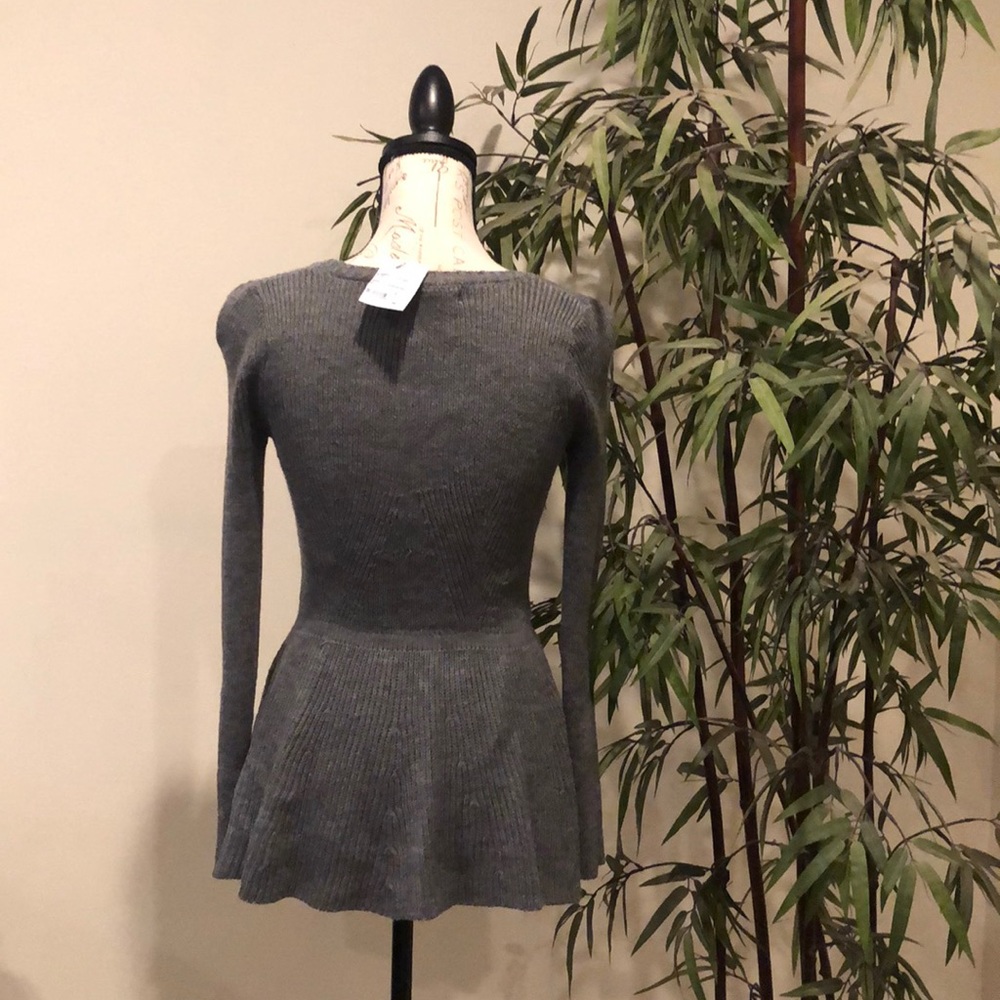 Sweater - Picture 3 of 5